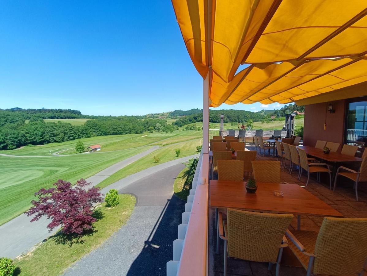 Golf Resort Kloech Екстериор снимка