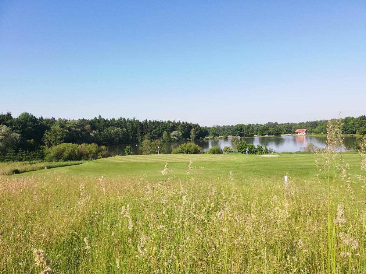 Golf Resort Kloech Екстериор снимка